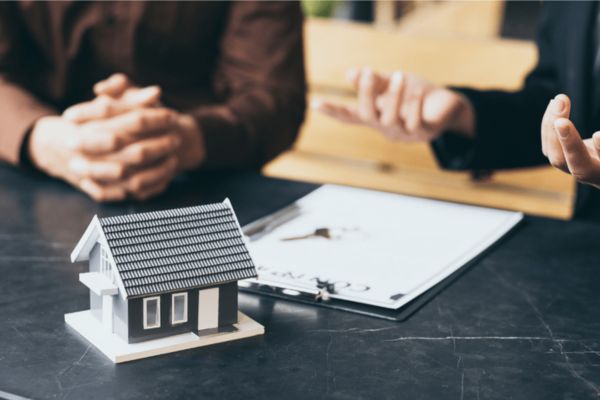 Vấn đề pháp lý sổ đỏ