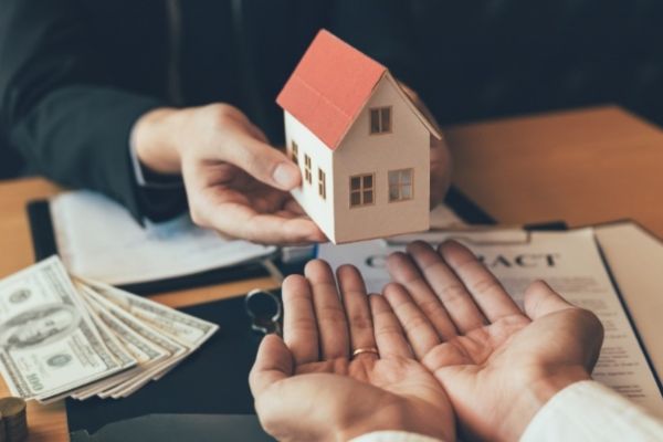 Mua bán nhà đất lần đầu