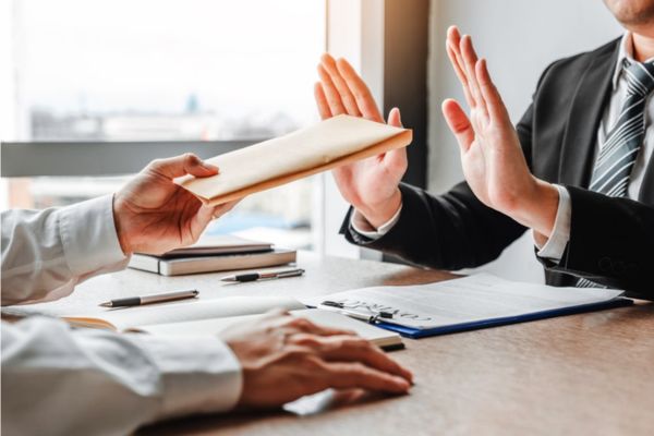 từ chối công chứng hợp đồng