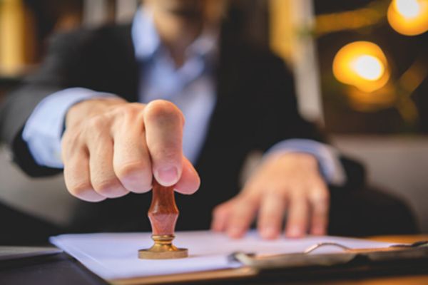 công chứng viên từ chối công chứng