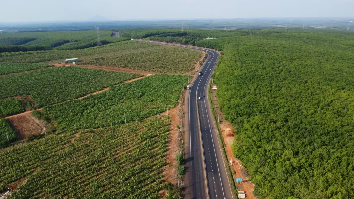 Hàng xóm lấn chiếm đất