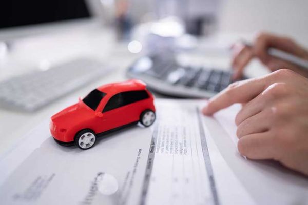 Nộp lệ phí công chứng