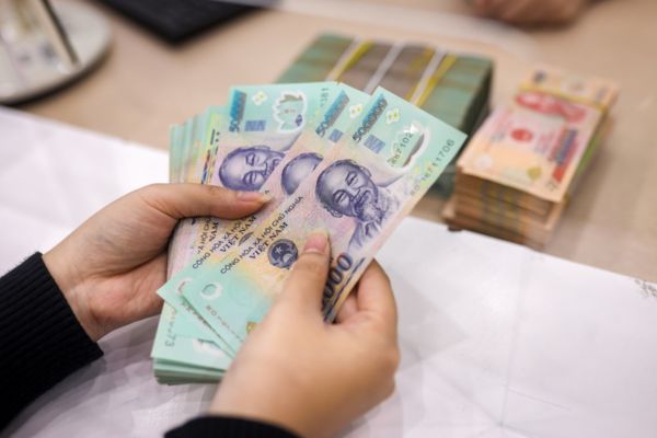 Ủy quyền nhận tiền bằng giấy viết tay