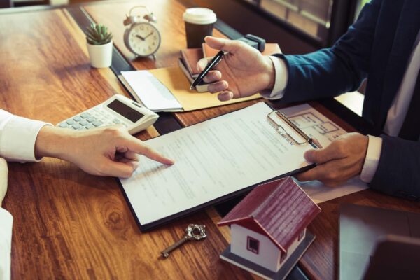 Công chứng hợp đồng