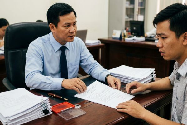 Tại sao lại có hiện tượng từ chối chứng thực chữ ký vào phút chót?